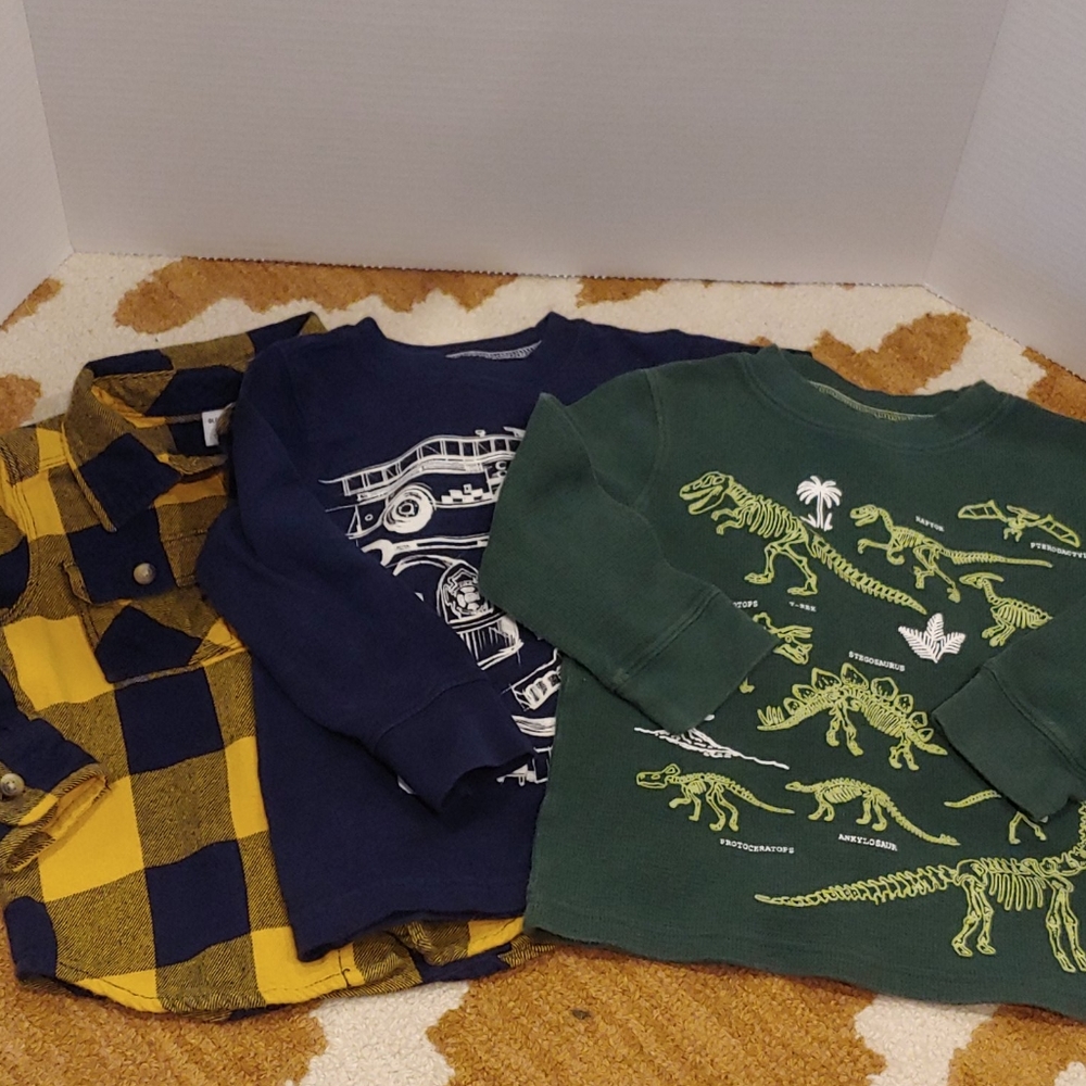 Old Navy Carters 2T winter lot